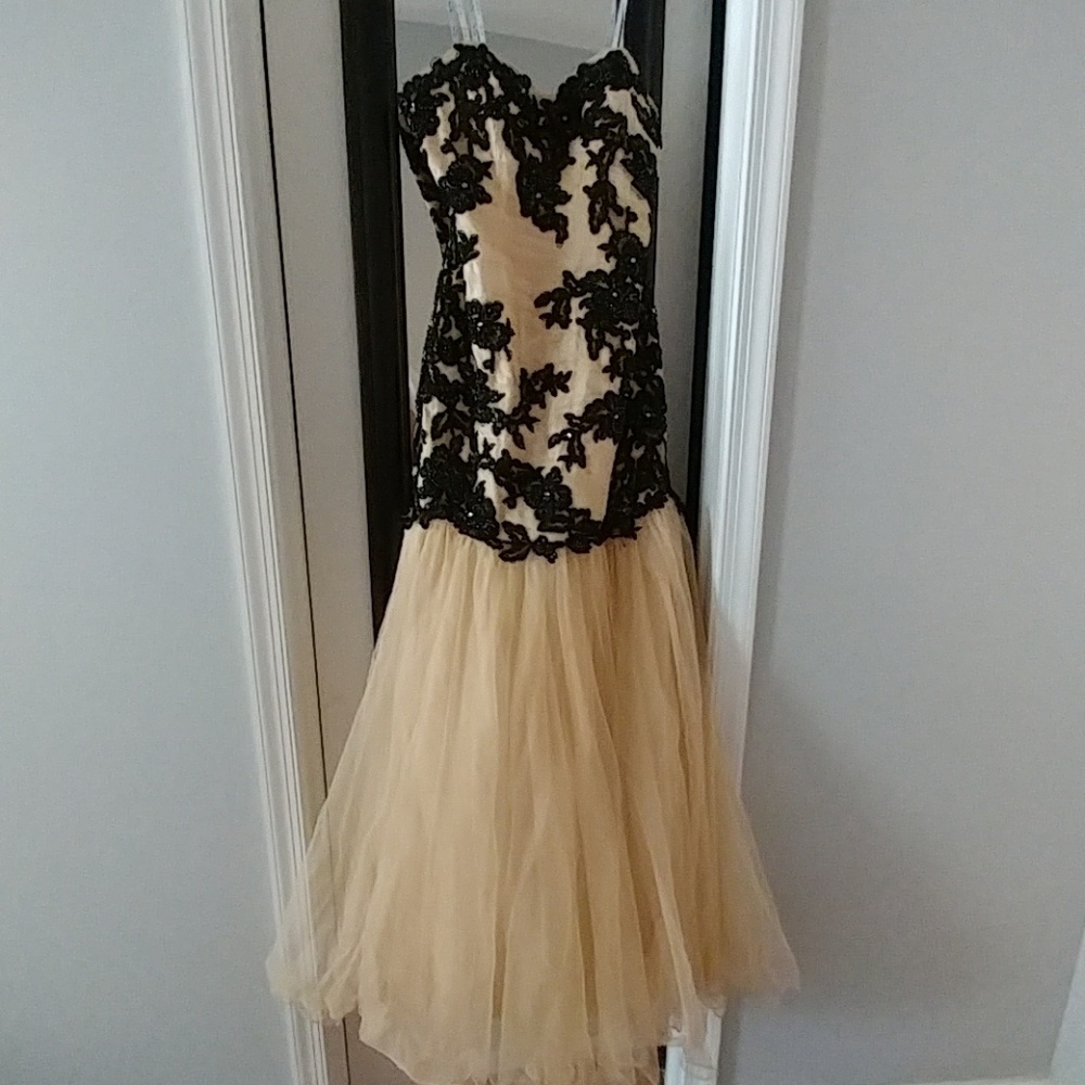 Camille La Vie formal dress